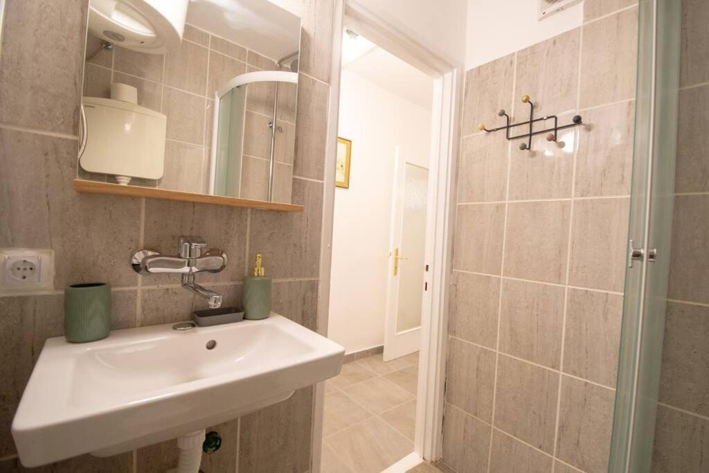 Liman - Vintage Style Apartment